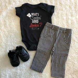 0-3M Black and White Baby outfit